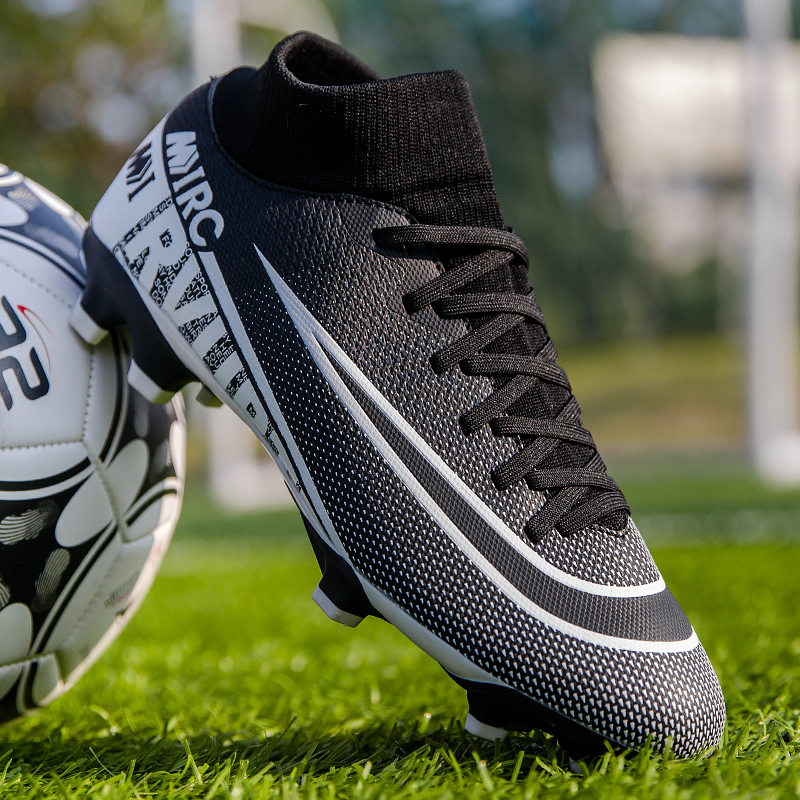 Soccer Shoes Men Football Cleats Footwear Outdoor Training Professional Match Football Boots Teenagers Futsal Sports Sneakers